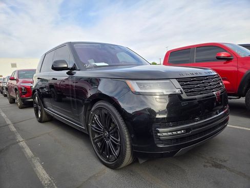 Used 2023 Land Rover Range Rover First Edition image 2