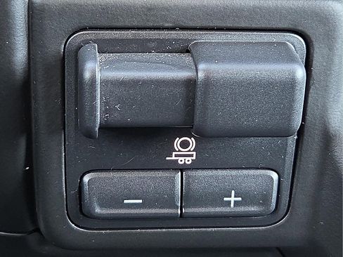 Certified 2019 Chevrolet Silverado 1500 Custom Trail Boss w/ Custom Convenience Package image 18