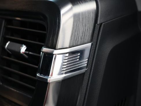 Used 2024 Ford F250 Lariat w/ FX4 Off-Road Package image 89