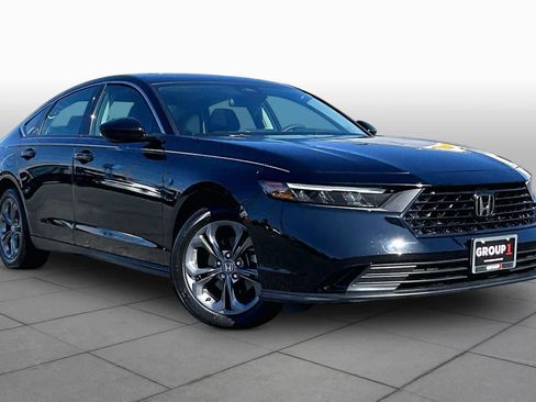 Used 2024 Honda Accord EX image 3