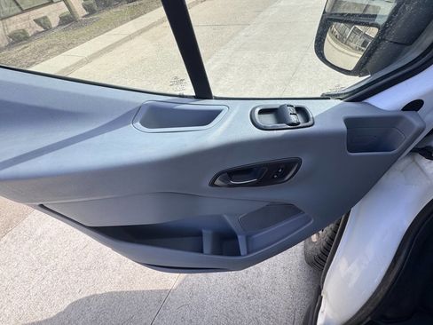 Used 2016 Ford Transit 150 150 3dr SWB Low Roof Cargo Van image 8