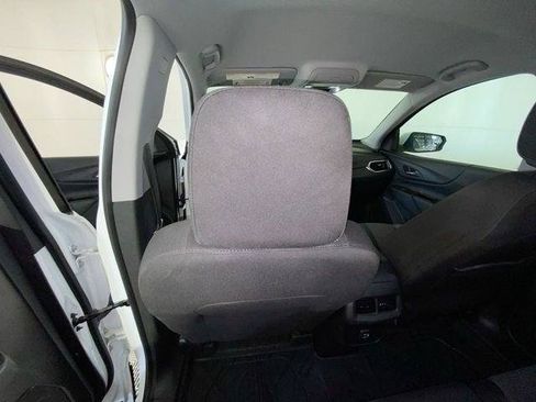 Used 2023 Chevrolet Equinox LT FWD image 39
