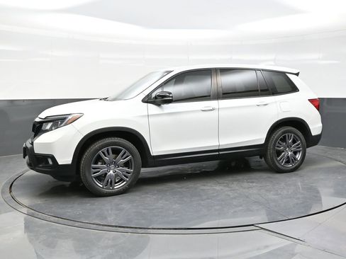 Used 2021 Honda Passport EX-L image 3