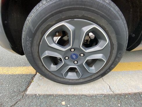 Used 2021 Ford EcoSport S FWD image 27