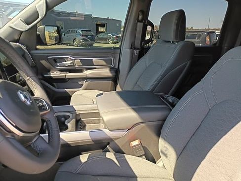 Used 2026 RAM 1500 Big Horn AWD/4WD image 12