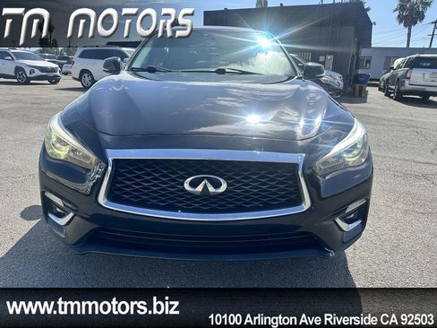 Used 2018 INFINITI Q50 Luxe RWD image 2