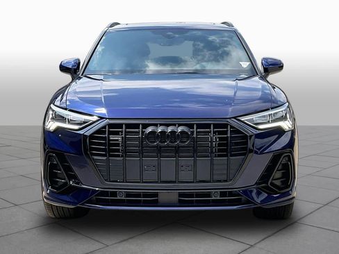Used 2025 Audi Q3 2.0T Premium w/ Convenience Package AWD/4WD image 4