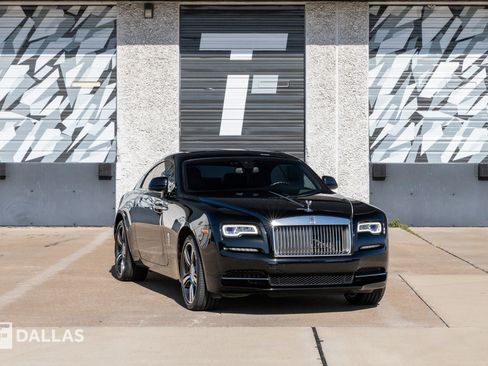 Used 2017 Rolls-Royce Wraith image 1