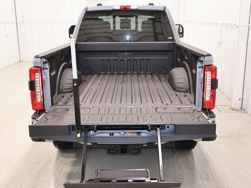 New 2026 Ford F350 Lariat w/ Black Appearance Package image 31