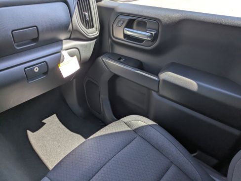New 2026 Chevrolet Silverado 1500 Custom w/ Turbomax Blackout Package AWD/4WD image 10