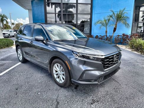 Certified 2025 Honda CR-V EX image 2