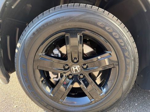 Certified 2022 Honda Ridgeline Black Edition image 31