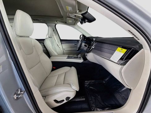 New 2026 Volvo XC90 T8 Ultra w/ Protection Package AWD/4WD image 31