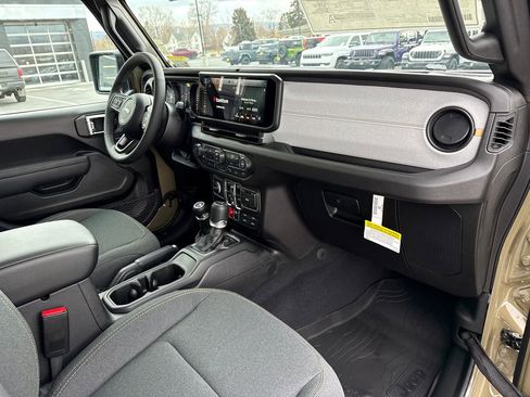 New 2026 Jeep Gladiator Willys image 15