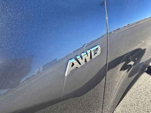 Used 2021 Kia Seltos SX w/ SX Sunroof Package image 10