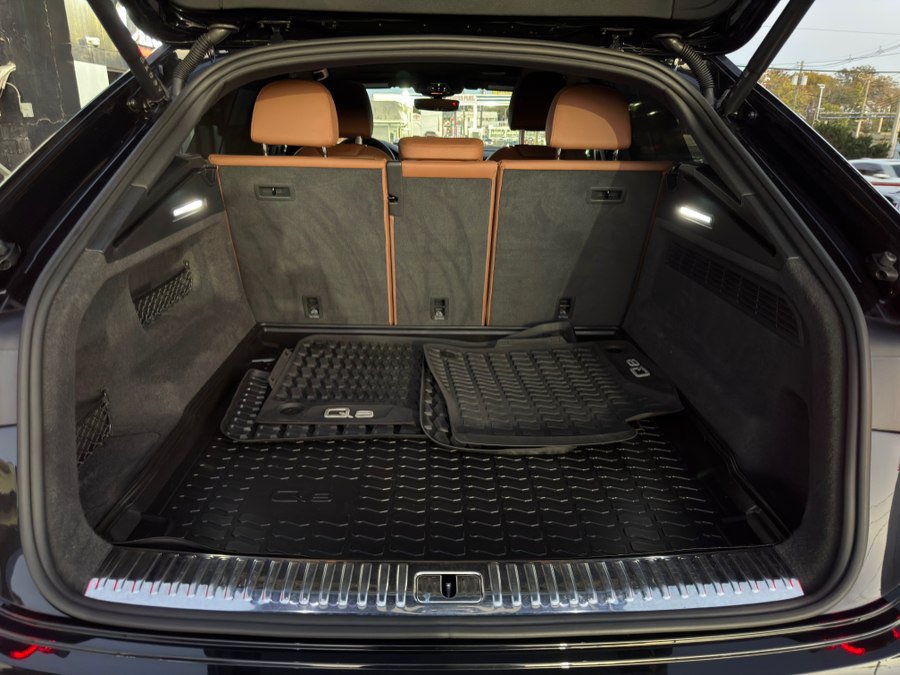 Used 2023 Audi Q8 Premium Plus w/ Premium Plus Package AWD/4WD image 18