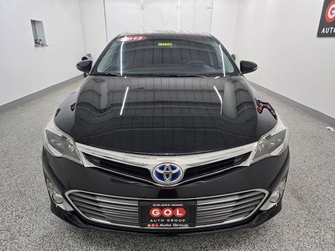 Used 2013 Toyota Avalon XLE Touring FWD image 2