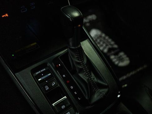 Used 2025 Honda CR-V EX-L image 23