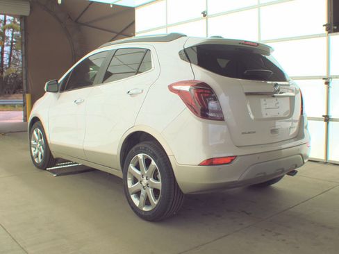 Used 2018 Buick Encore Premium w/ Experience Buick Package FWD image 7