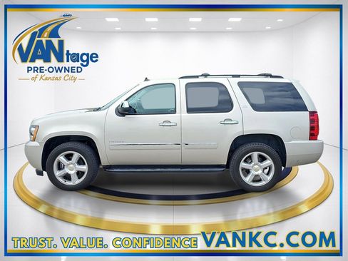 Used 2013 Chevrolet Tahoe LTZ AWD/4WD image 10
