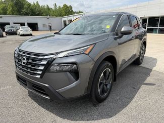 Used 2024 Nissan Rogue SV AWD/4WD video 1