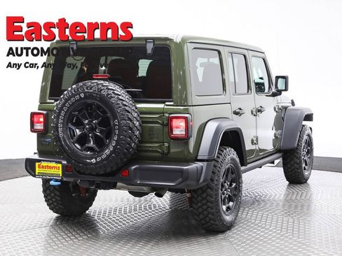 Used 2023 Jeep Wrangler Unlimited w/ Cold Weather Group image 5