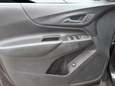 Certified 2022 Chevrolet Equinox LT FWD image 8
