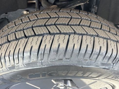 Used 2023 Ford F150 Lightning Lariat w/ Equipment Group 511A High image 26