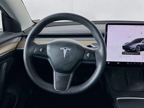 Used 2023 Tesla Model 3 Standard Range RWD image 17