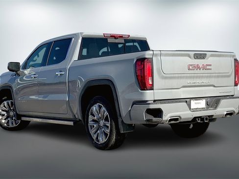 Used 2024 GMC Sierra 1500 Denali image 11