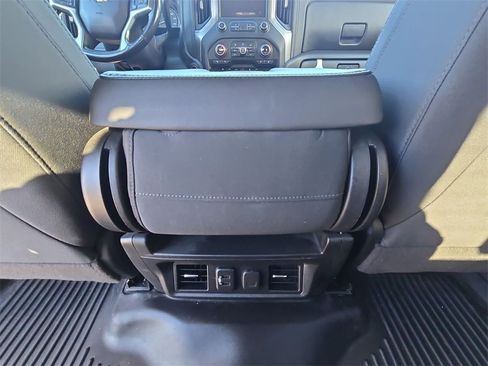 Certified 2020 Chevrolet Silverado 1500 LT w/ All-Star Edition image 22