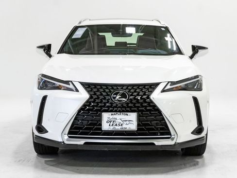 Used 2024 Lexus UX 250h AWD w/ Premium Package image 5
