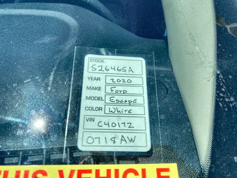 Used 2020 Ford Escape SEL AWD/4WD image 2