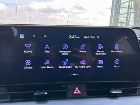 Used 2023 Kia Sportage EX image 12