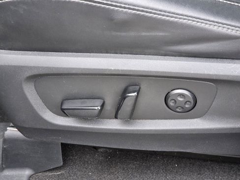 Used 2023 INFINITI QX60 Luxe image 16