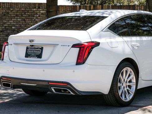 Used 2022 Cadillac CT5 Luxury image 12