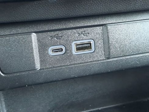 Used 2025 GMC Canyon Elevation w/ Convenience Package image 22