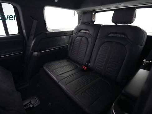 Used 2023 Rivian R1S Adventure AWD/4WD image 25