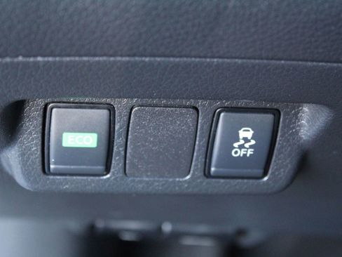 Used 2019 Nissan Sentra S image 24