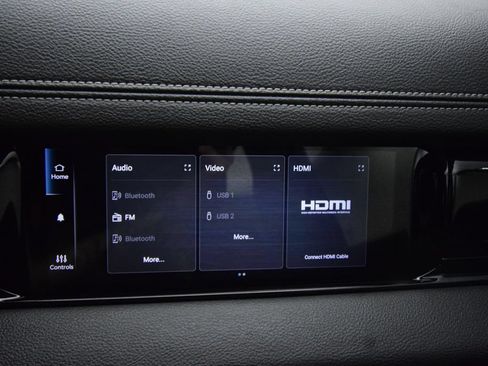 Used 2025 RAM 1500 Laramie w/ Night Edition AWD/4WD image 34