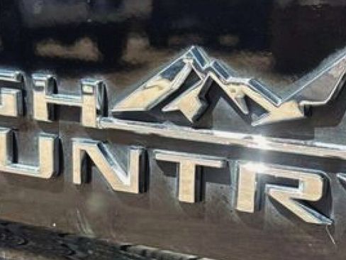 Used 2020 Chevrolet Silverado 2500 High Country w/ Technology Package AWD/4WD image 25