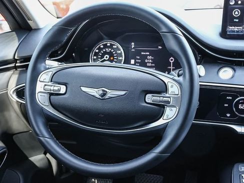 Used 2025 Genesis GV70 2.5T image 15