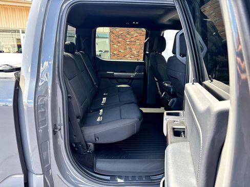 Used 2021 Ford F150 XLT w/ Equipment Group 302A High image 13