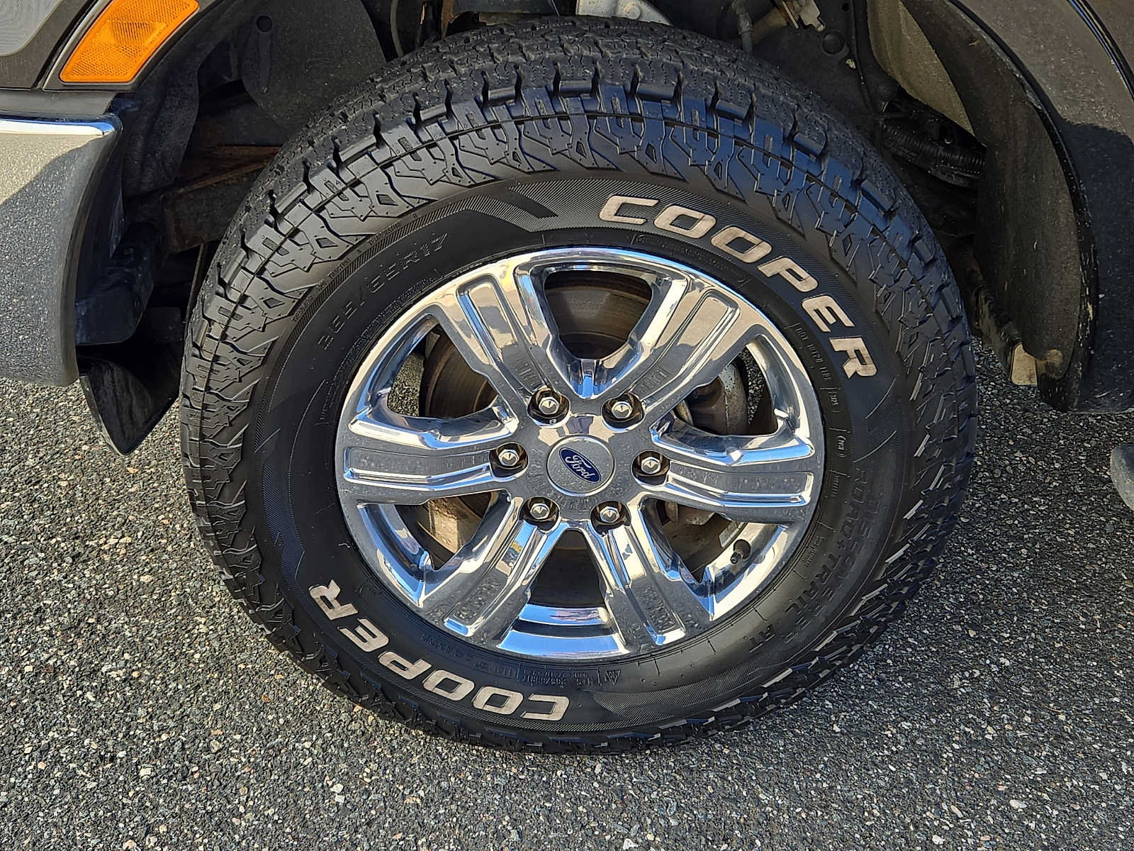 Used 2019 Ford Ranger XLT w/ Equipment Group 302A Luxury AWD/4WD image 6