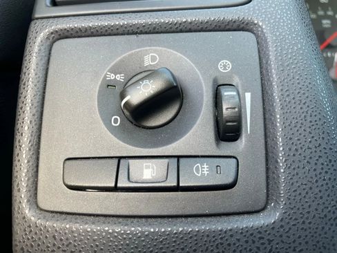 Used 2005 Volvo S40 2.4i image 19