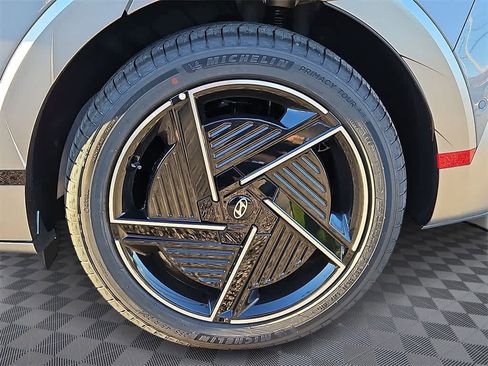 New 2026 Hyundai Ioniq 5 Limited image 6