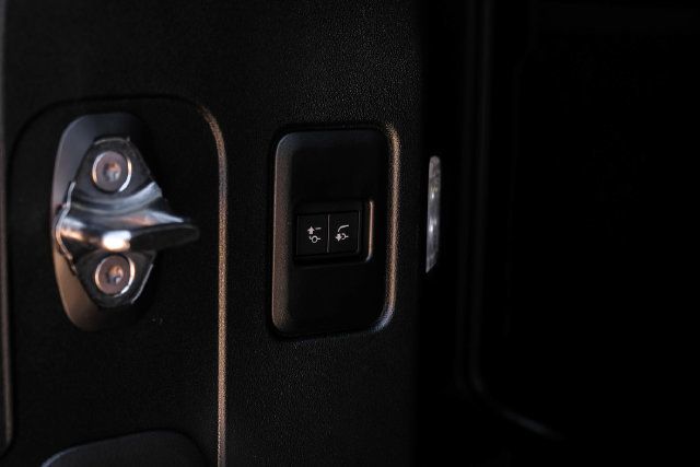 New 2026 Land Rover Defender 110 X AWD/4WD image 68