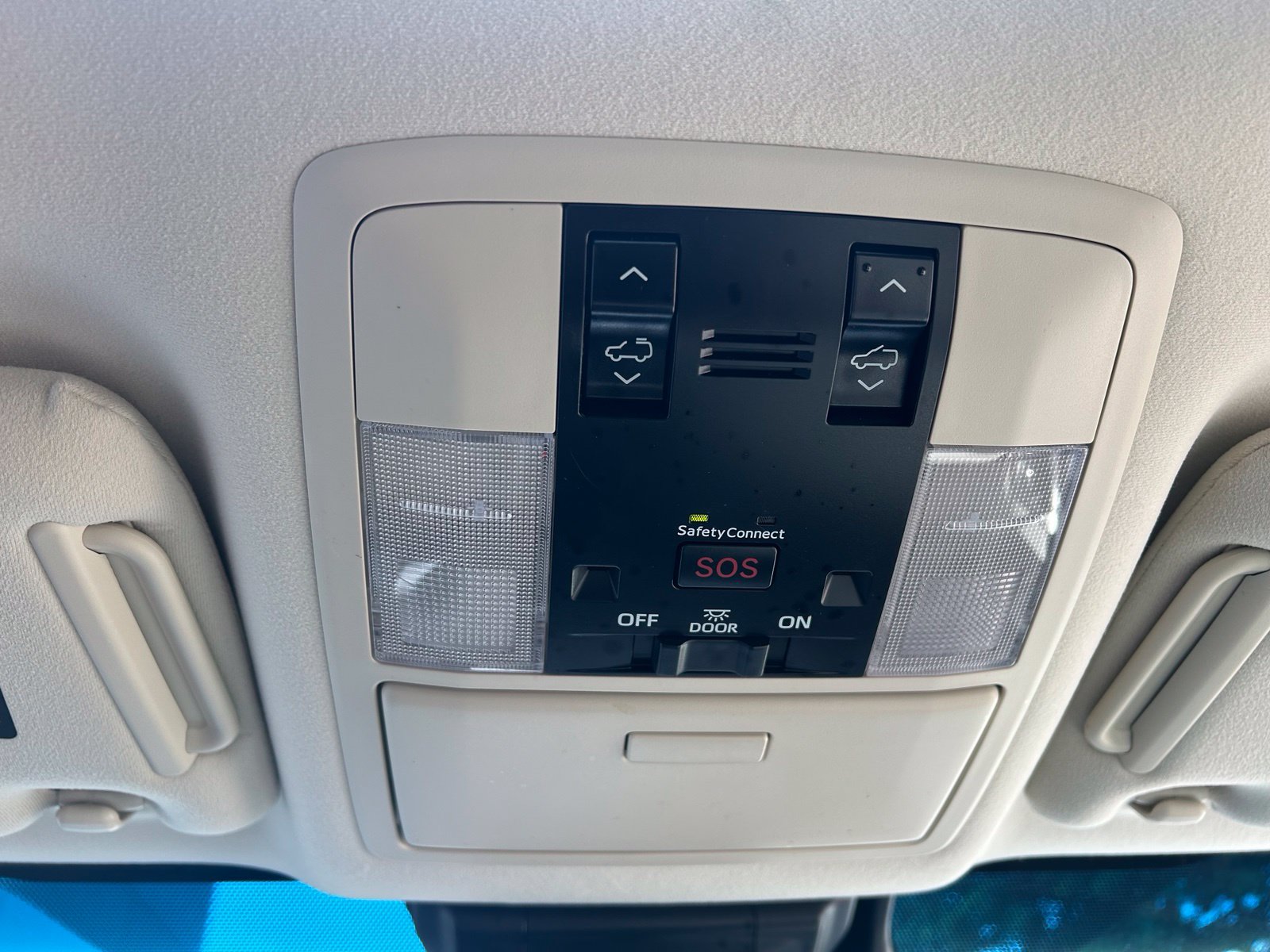 Used 2021 Lexus GX 460 Premium w/ Premium Package AWD/4WD image 21
