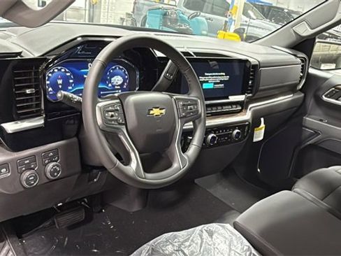 New 2025 Chevrolet Silverado 1500 LT image 7