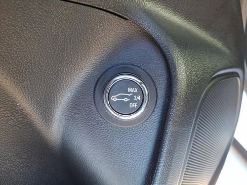 Used 2023 Buick Encore GX Select w/ Sport Touring Package image 26